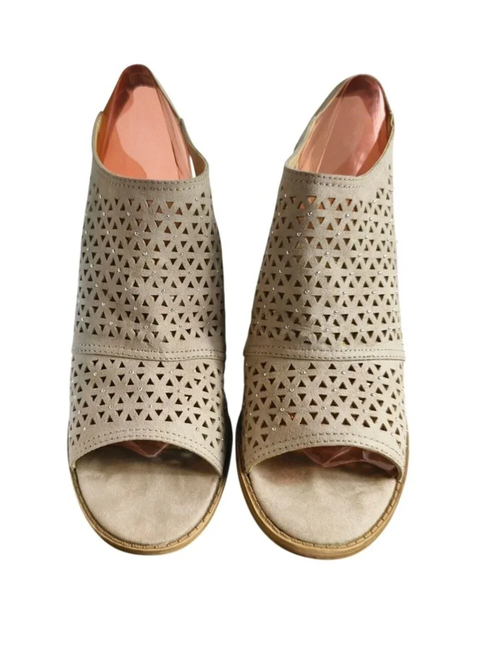So Womens 9 Wedge Sandals Beige Studded Perforated Slingback Peep Toe 3